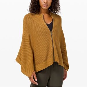 Lululemon cozy softer still wrap XS/S